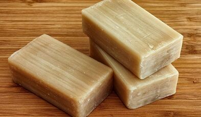 sabun cuci untuk membersihkan tubuh dari parasit